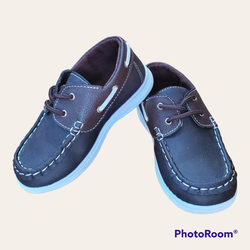 coXist Boy's Lace up Boat Deck Shoe brown sz 10 (toddler